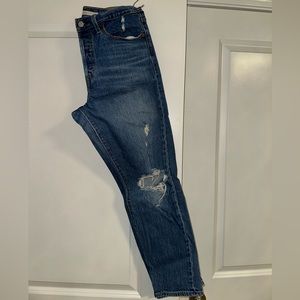 Levi’s Wedgie fit size 30 ankle length